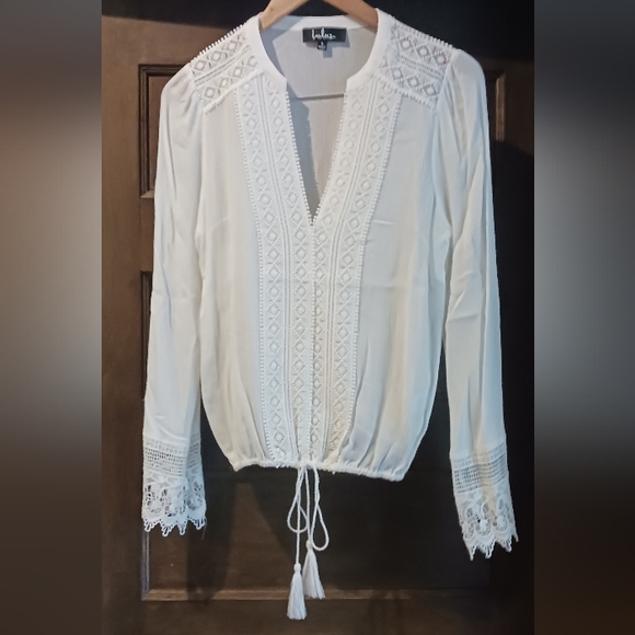 Lulus White Lace Trim Blouse - Picture 1 of 5
